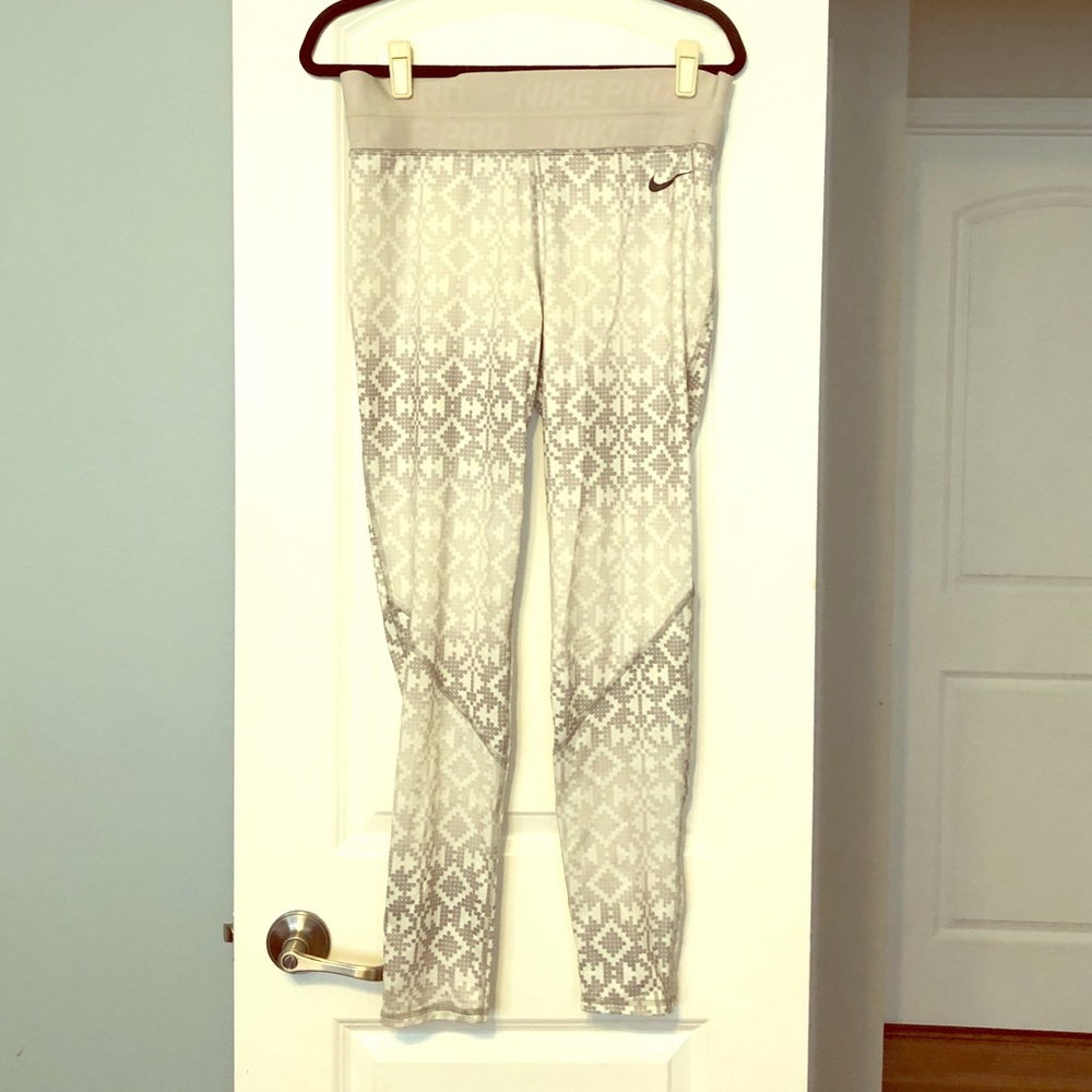 Nike Pro running leggings